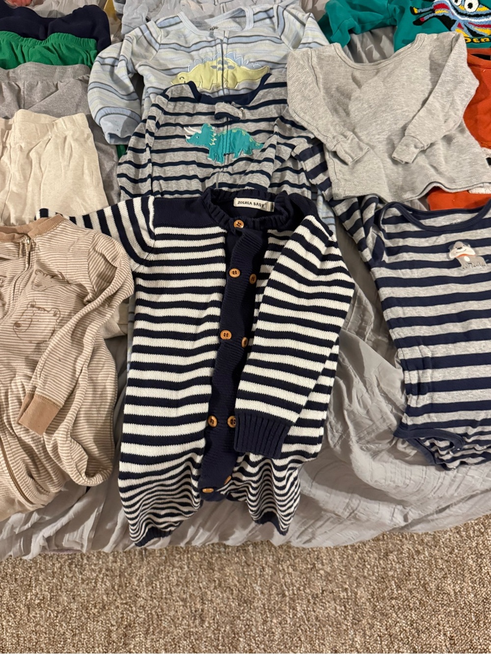 2T Long Sleeve, Pant & Onsie Bundle - Picture 4 of 10